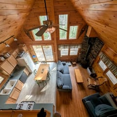 Log Cabin on Salt Water Cove