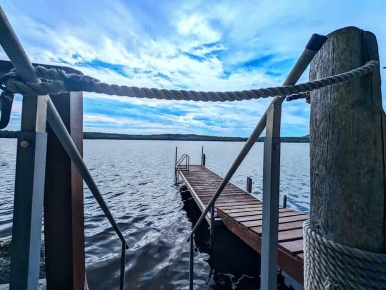Kayak Cabin on Flanders Pond